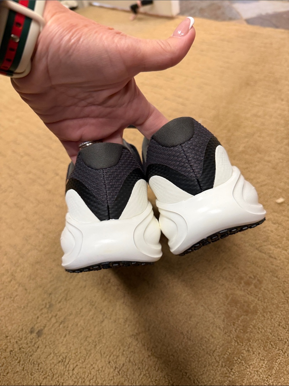 Nike Gray Running Shoes with Rose Gold Swoosh - Picture 3 of 5
